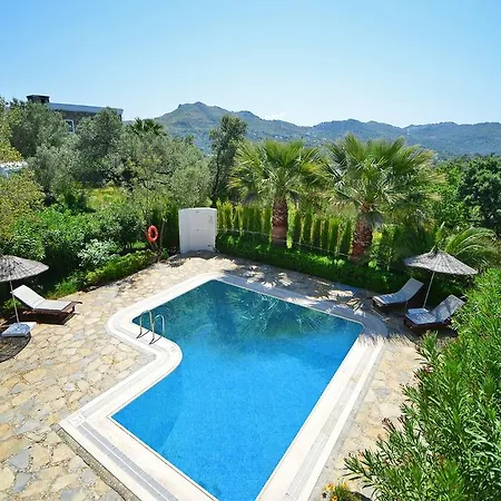Gumsal Villa *